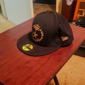 New era fitted cap